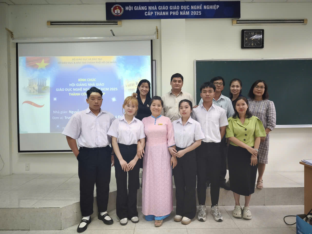 Giảng viên khoa Kinh tế tham gia Hội giảng Nhà giáo Giáo dục nghề nghiệp cấp thành phố năm 2025 – Cơ hội cọ xát và nâng cao chuyên môn cho đội ngũ giảng viên TDC